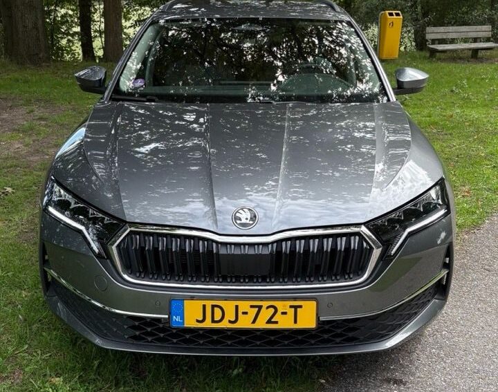 Skoda Octavia voorkant